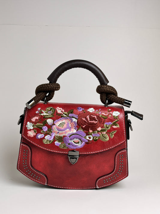 Elegant Red Floral Embroidered Handbag – Vintage Chic Shoulder & Crossbody