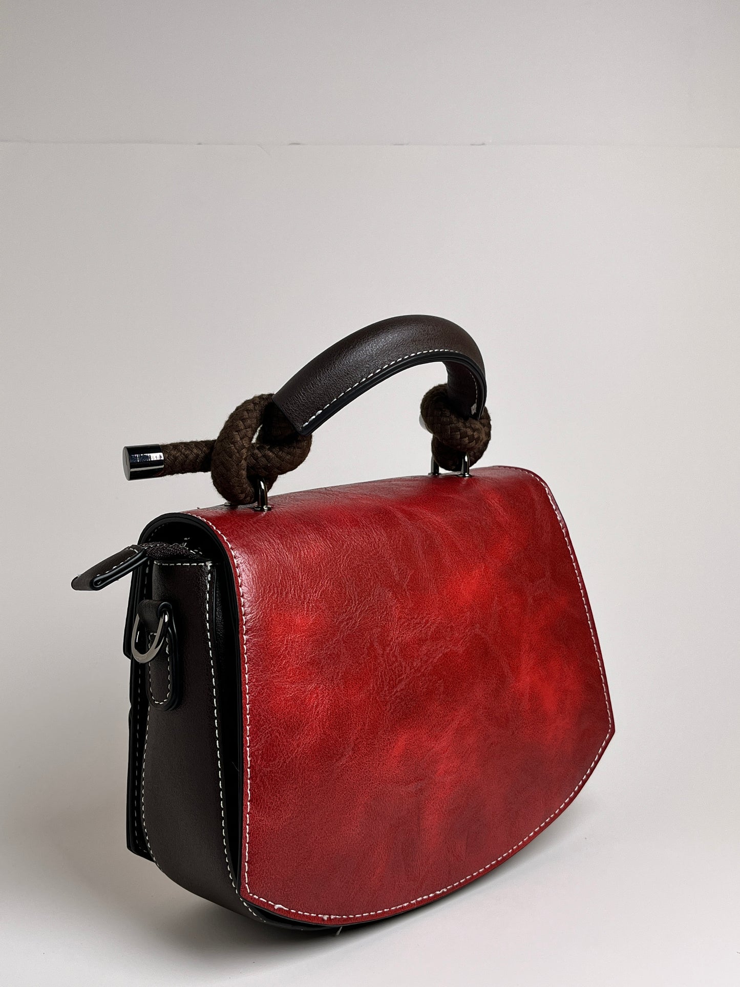 Elegant Red Floral Embroidered Handbag – Vintage Chic Shoulder & Crossbody